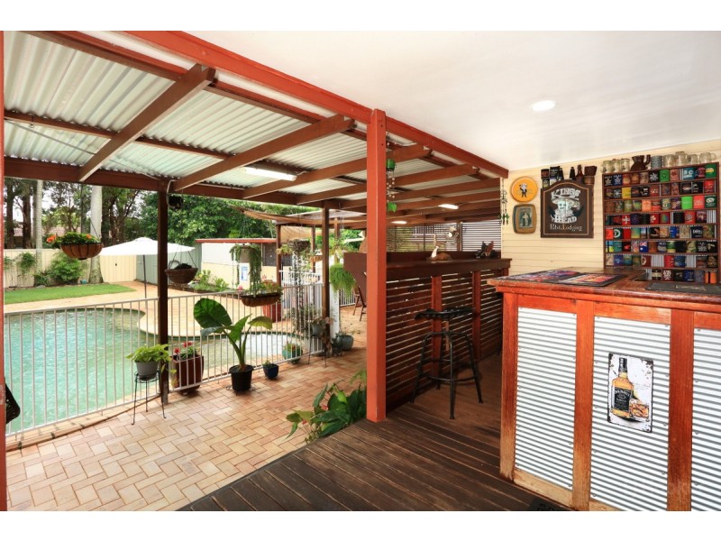 24 Turana Street, Coombabah QLD 4216