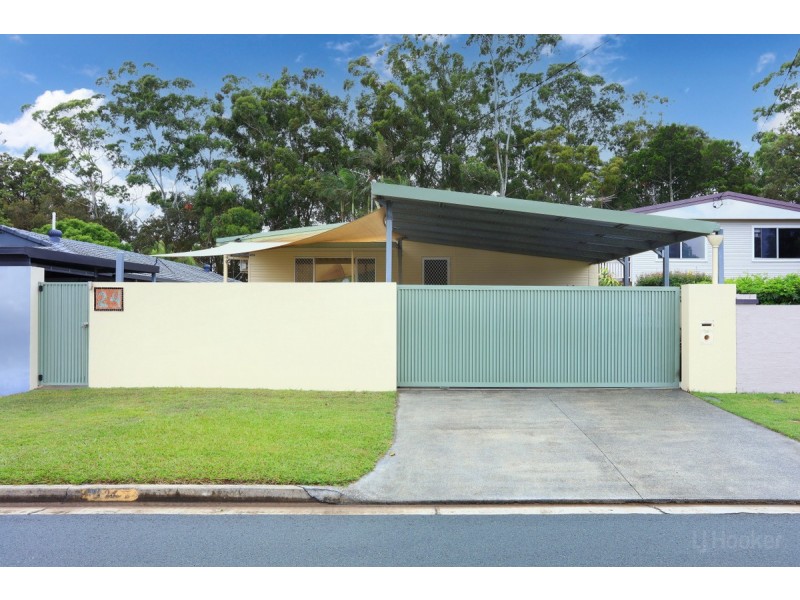 24 Turana Street, Coombabah QLD 4216