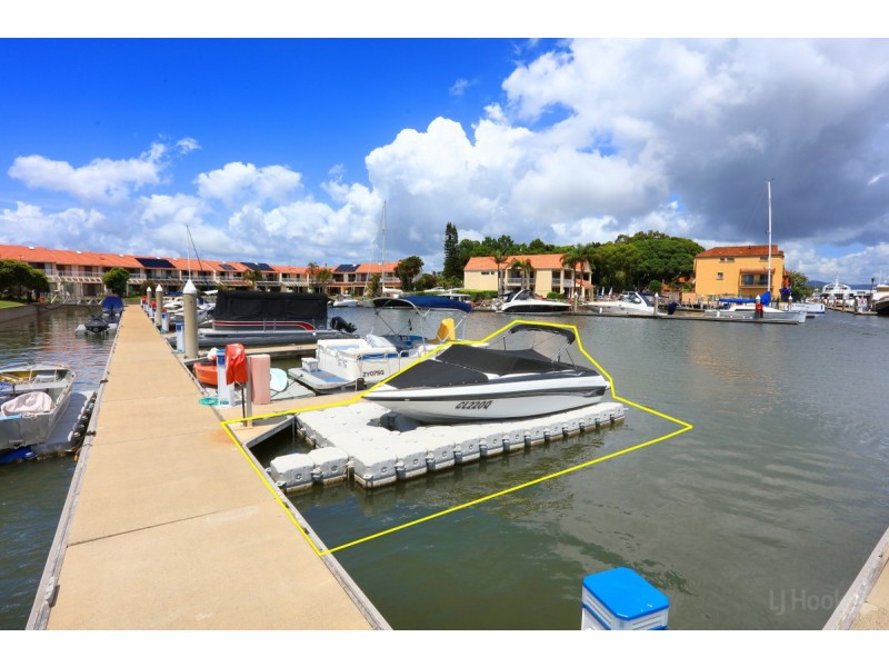 22/81 Boykambil Esplanade North, Hope Island QLD 4212