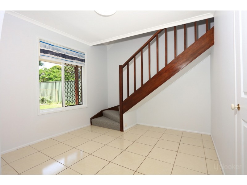 1/18 Eurimbula Court, Paradise Point QLD 4216