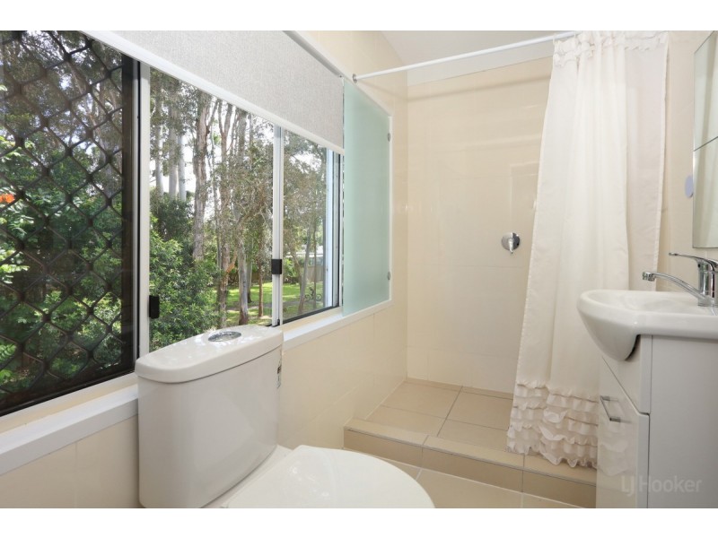 1/18 Eurimbula Court, Paradise Point QLD 4216