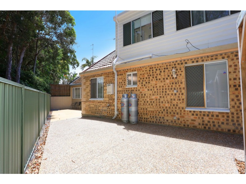 1/18 Eurimbula Court, Paradise Point QLD 4216