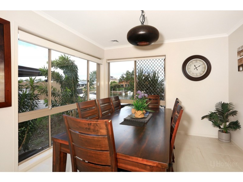 66 oxley Drive, Paradise Point QLD 4216