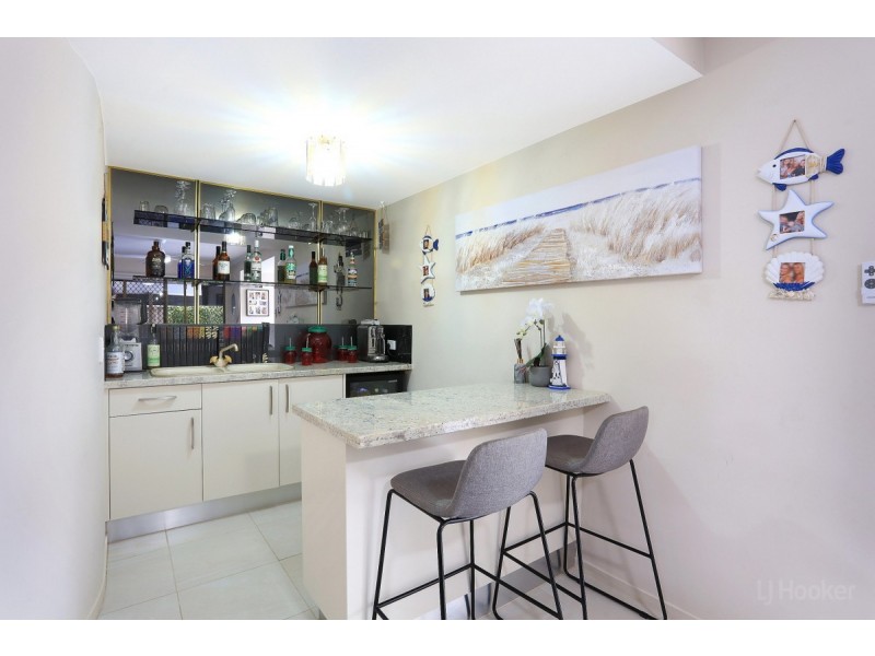 66 oxley Drive, Paradise Point QLD 4216