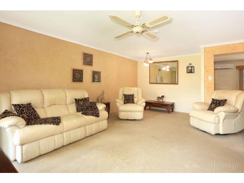 10 Karratha Court, Mermaid Waters QLD 4218