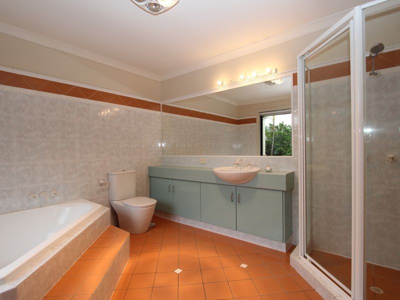 33/100 Morala Avenue, Runaway Bay QLD 4216