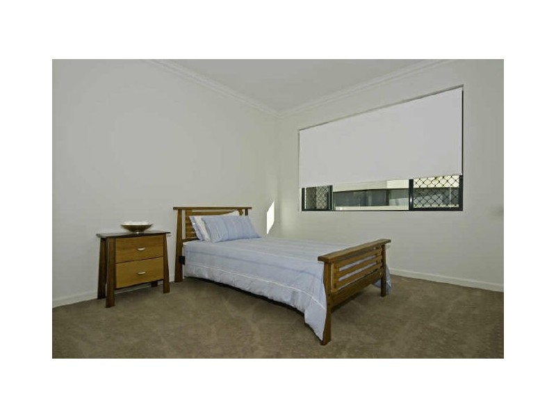 Sovereign Islands QLD 4216