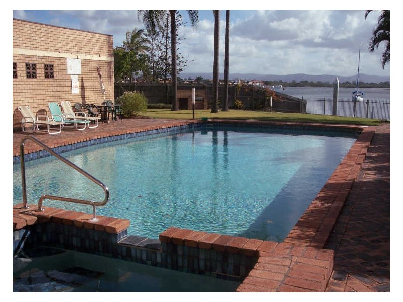 10/8 Paradise Parade, Paradise Point QLD 4216