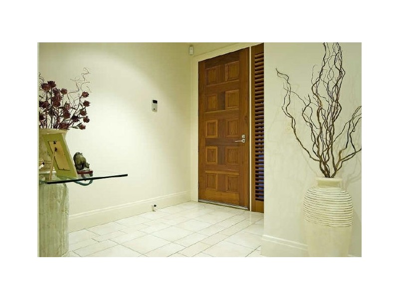 Hope Island QLD 4212