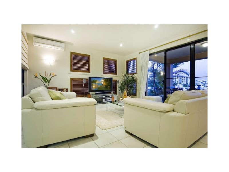 Hope Island QLD 4212