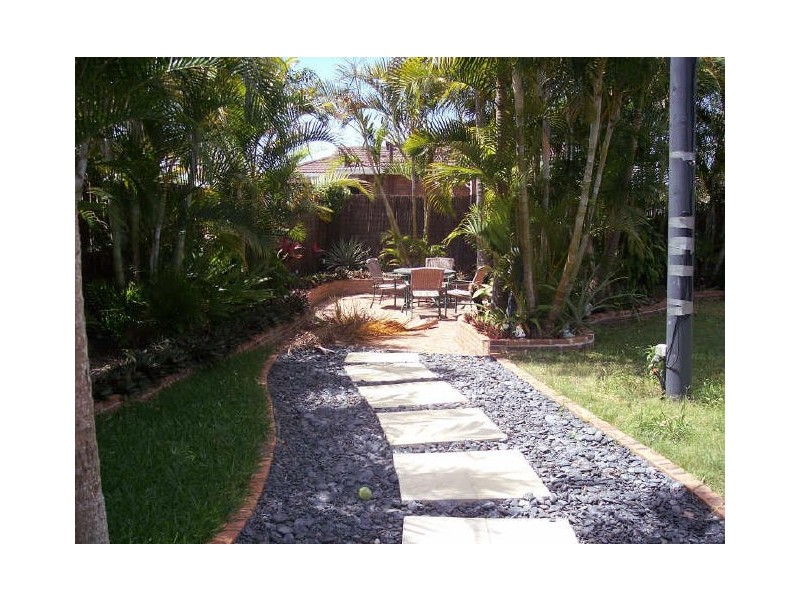 1102/300 Marine Parade, Labrador QLD 4215