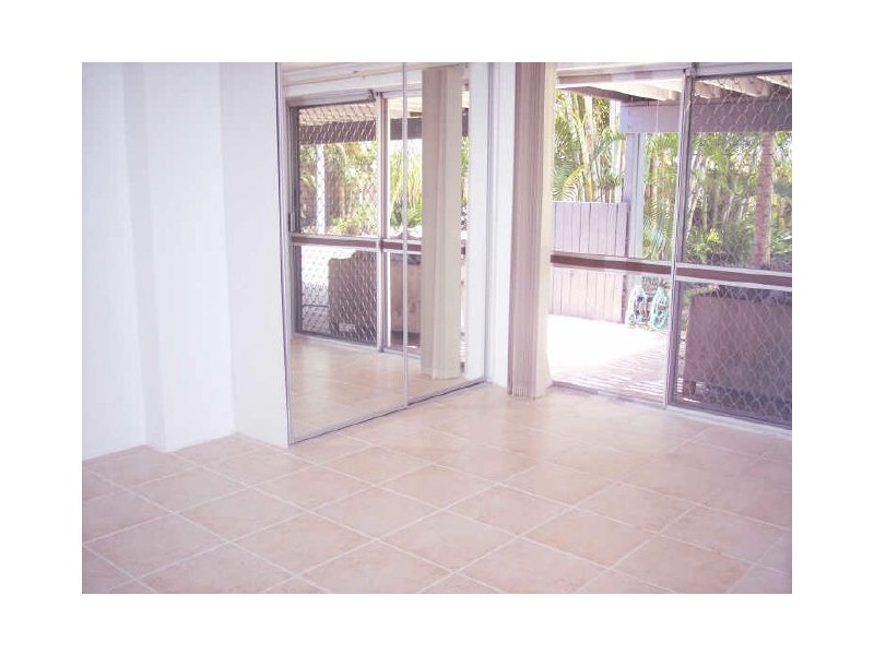 1102/300 Marine Parade, Labrador QLD 4215