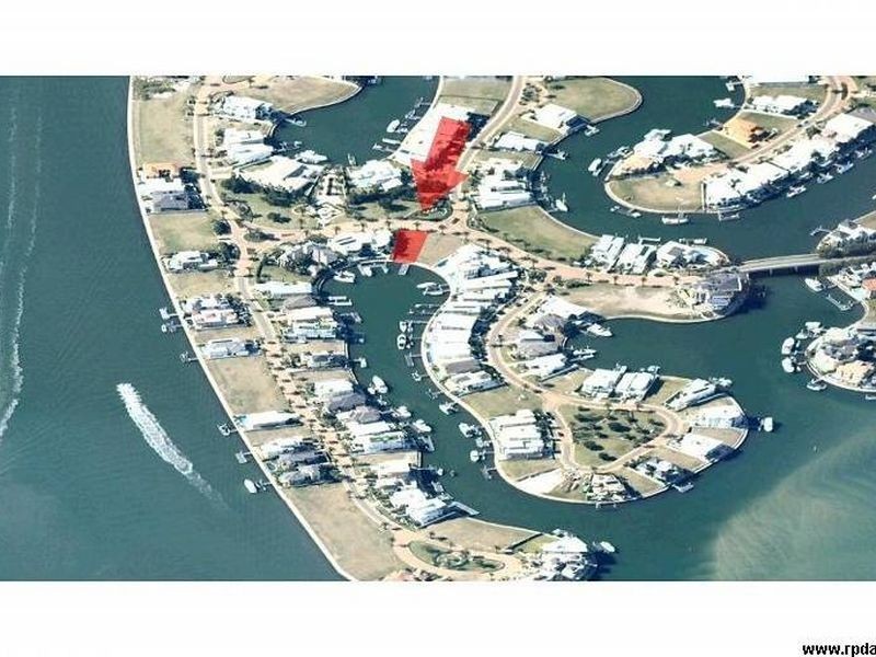 70 The Sovereign Mile, Sovereign Islands QLD 4216