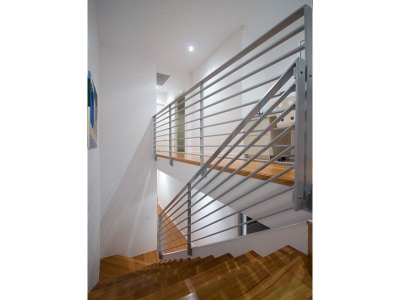 1/22 Eider Avenue, Paradise Point QLD 4216