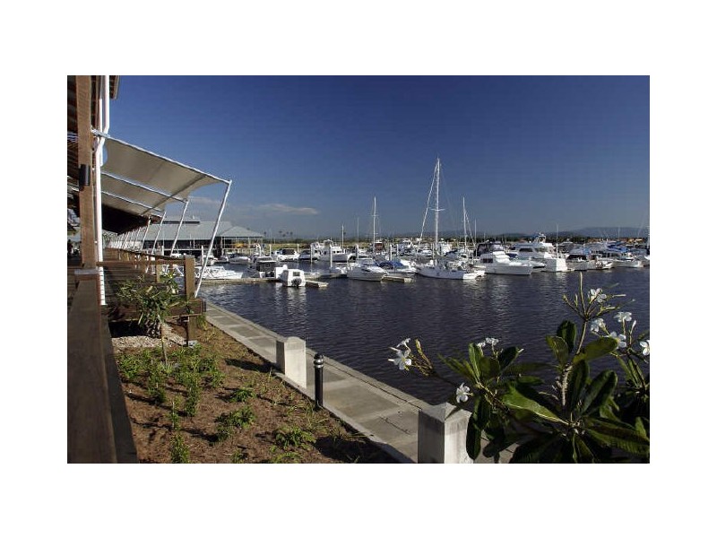 Hope Island QLD 4212