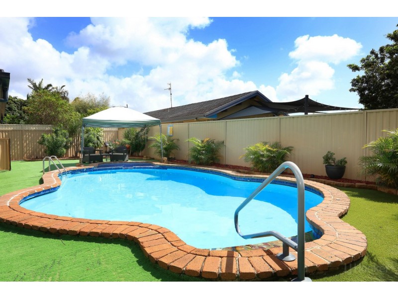 2 Burrinjuck Drive, Coombabah QLD 4216