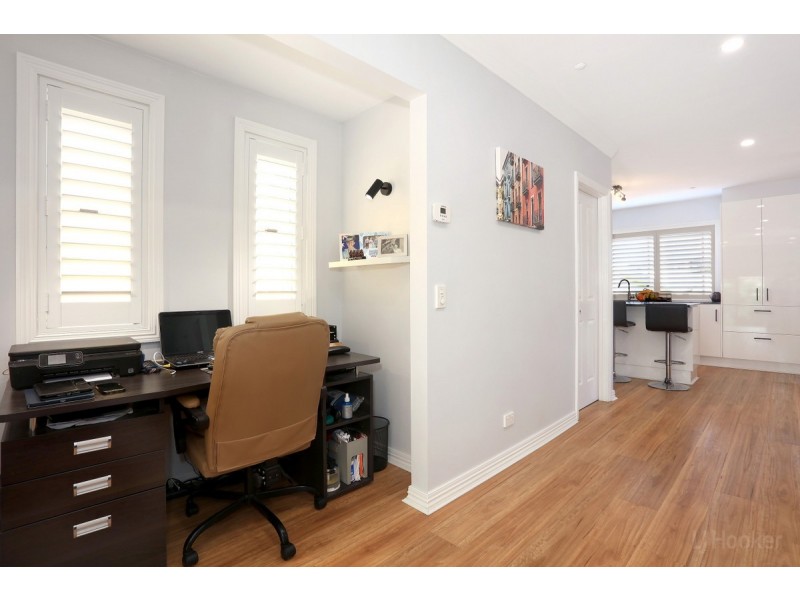 4/14 Pendraat Parade, Hope Island QLD 4212
