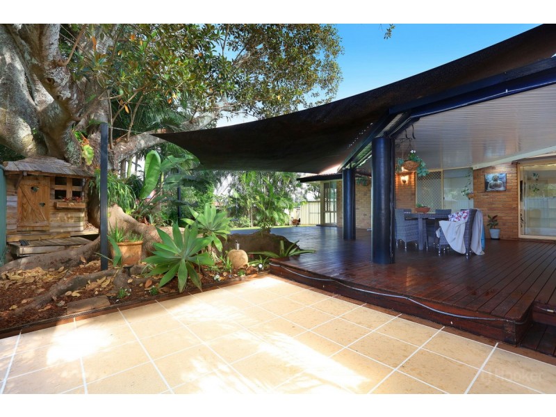 8 Lakewood Court, Helensvale QLD 4212