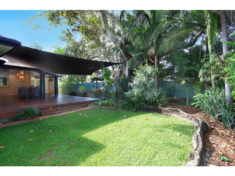 8 Lakewood Court, Helensvale QLD 4212