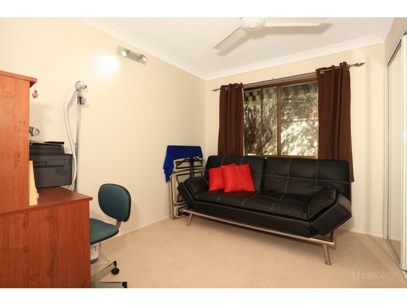 6 Pool Street, Hope Island QLD 4212