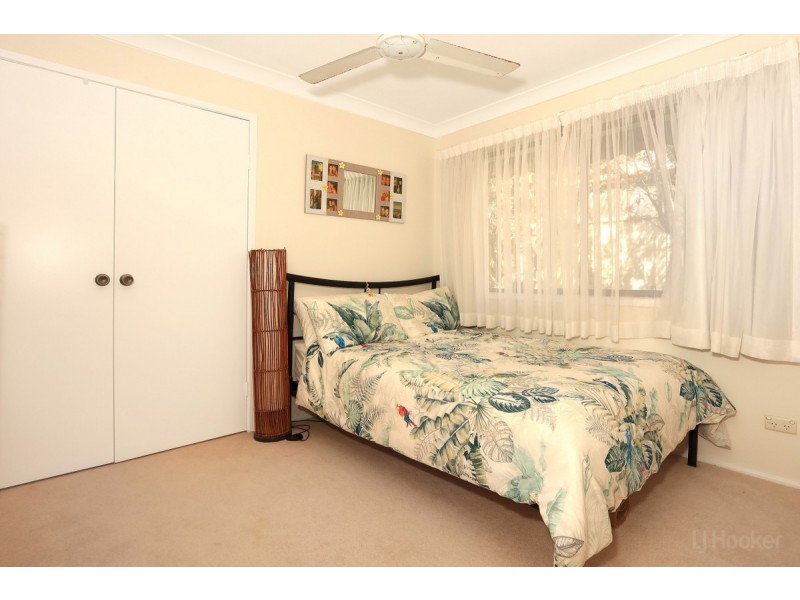 6 Pool Street, Hope Island QLD 4212