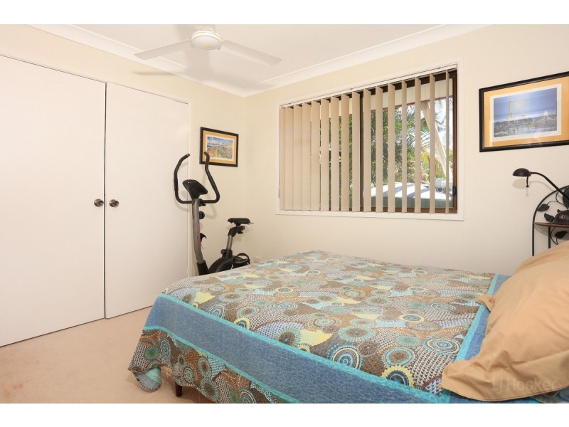 6 Pool Street, Hope Island QLD 4212