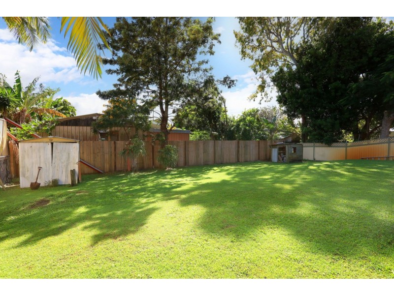 6 Pool Street, Hope Island QLD 4212