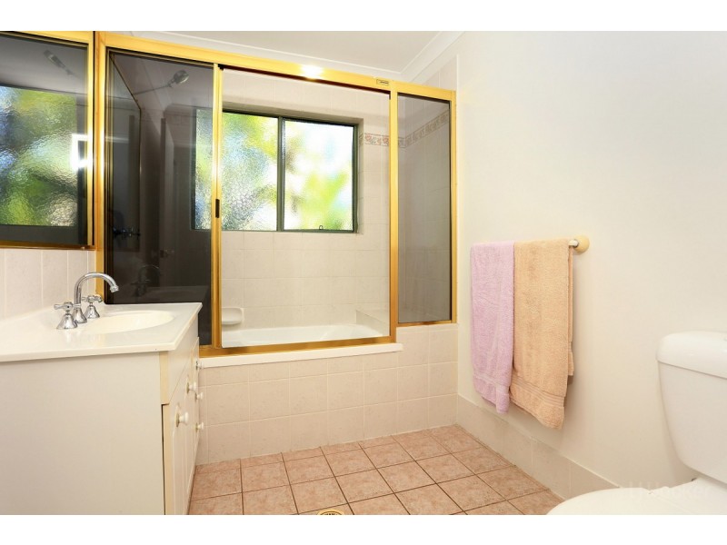 8/442 Pine Ridge Road, Coombabah QLD 4216