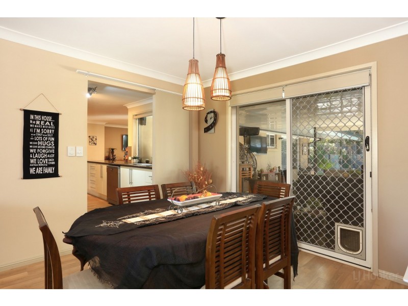 77 Lae Drive, Runaway Bay QLD 4216