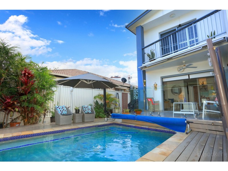 2/44 Milton Avenue, Paradise Point QLD 4216