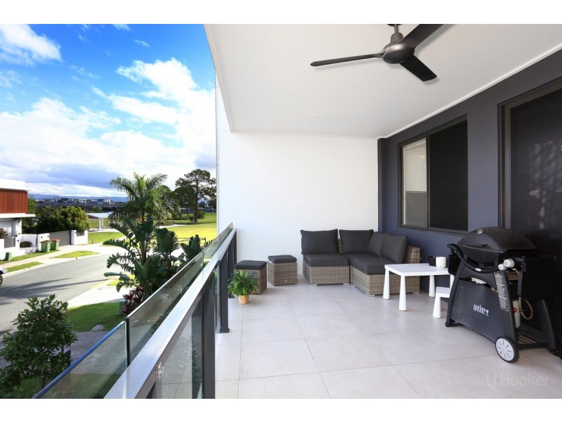 12 Park Cove, Hope Island QLD 4212