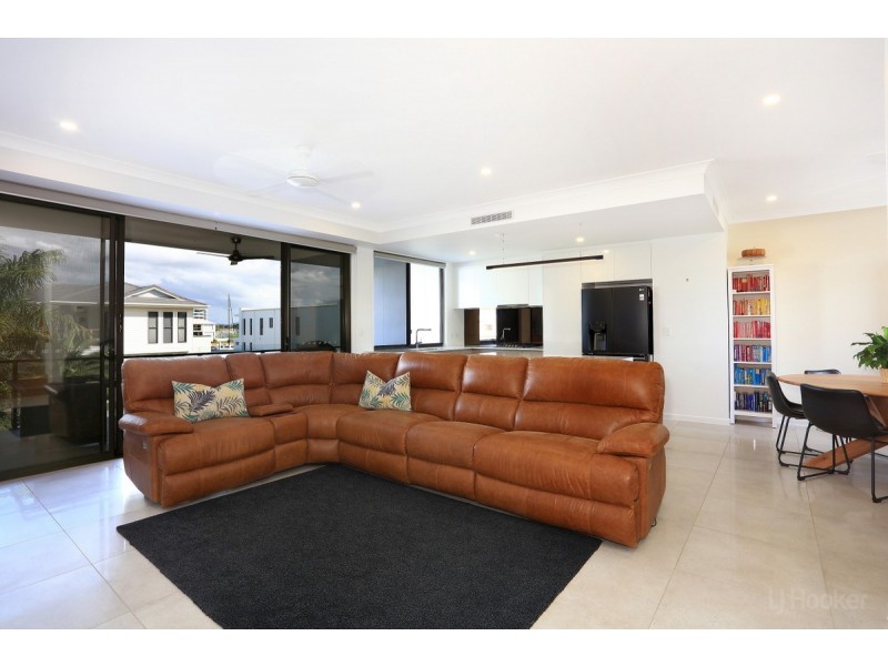 12 Park Cove, Hope Island QLD 4212