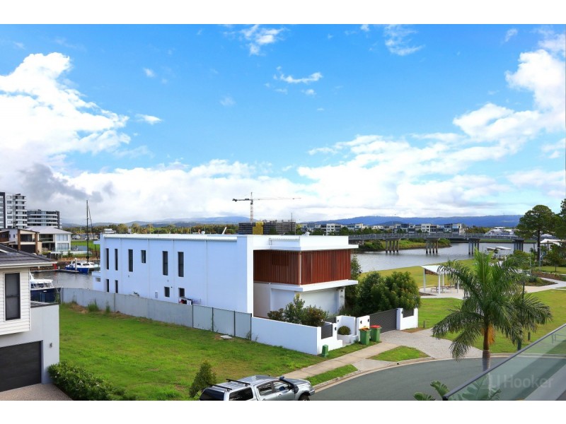 12 Park Cove, Hope Island QLD 4212