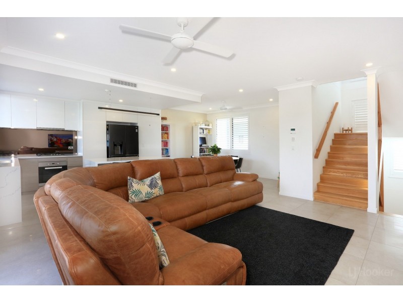 12 Park Cove, Hope Island QLD 4212