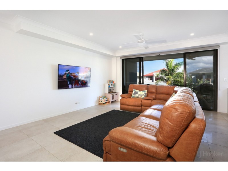 12 Park Cove, Hope Island QLD 4212