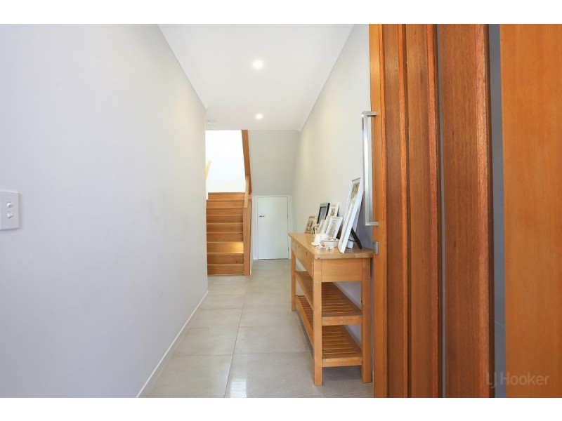 12 Park Cove, Hope Island QLD 4212