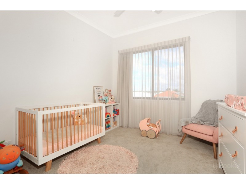 12 Park Cove, Hope Island QLD 4212