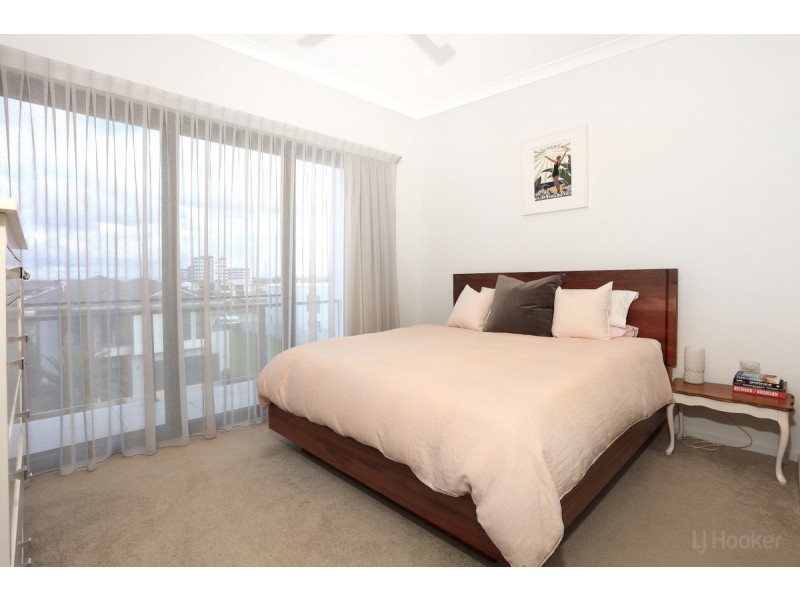 12 Park Cove, Hope Island QLD 4212