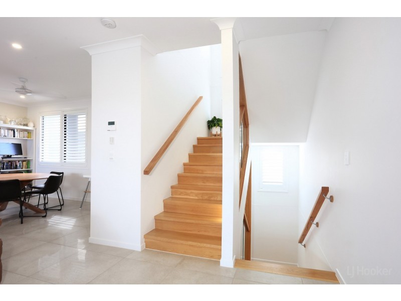 12 Park Cove, Hope Island QLD 4212