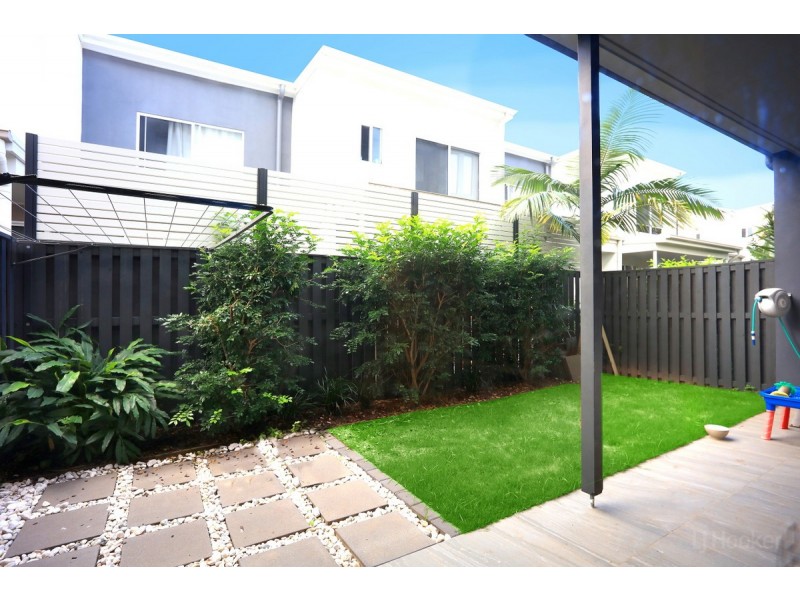 12 Park Cove, Hope Island QLD 4212