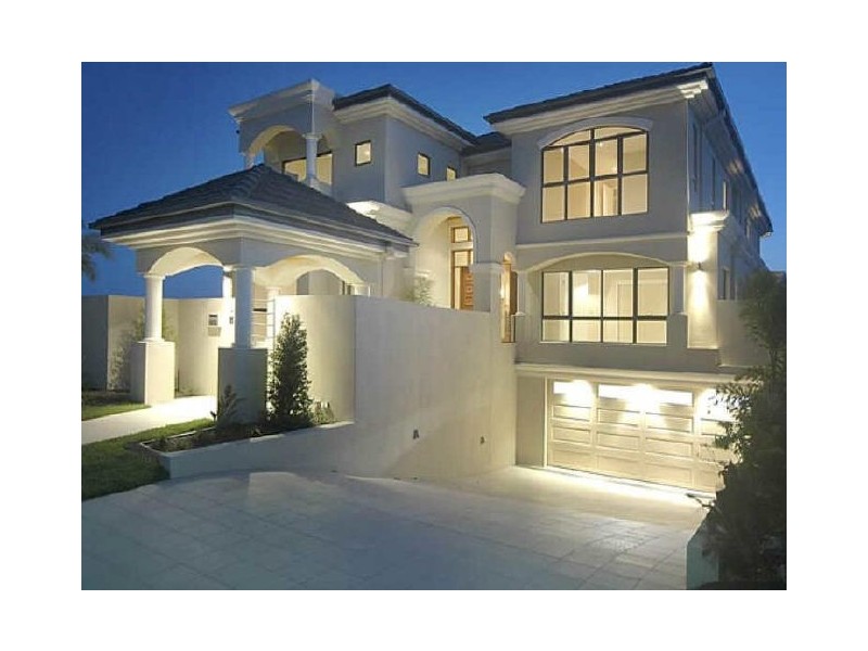 Sovereign Islands QLD 4216