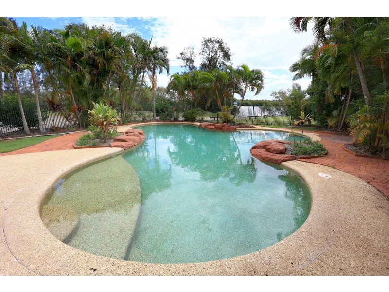 102/125 Hansford Road, Coombabah QLD 4216