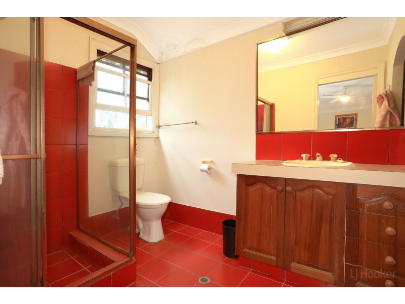 9 Warrego Way, Helensvale QLD 4212