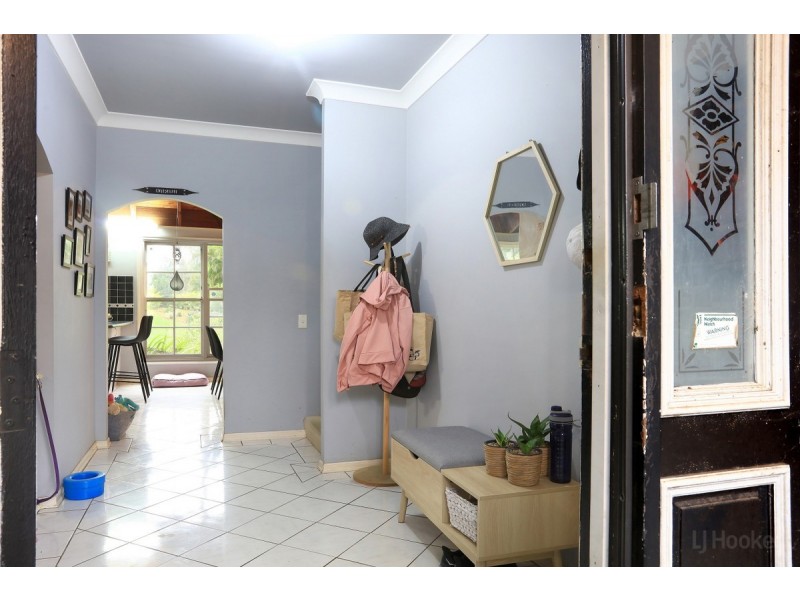 9 Warrego Way, Helensvale QLD 4212