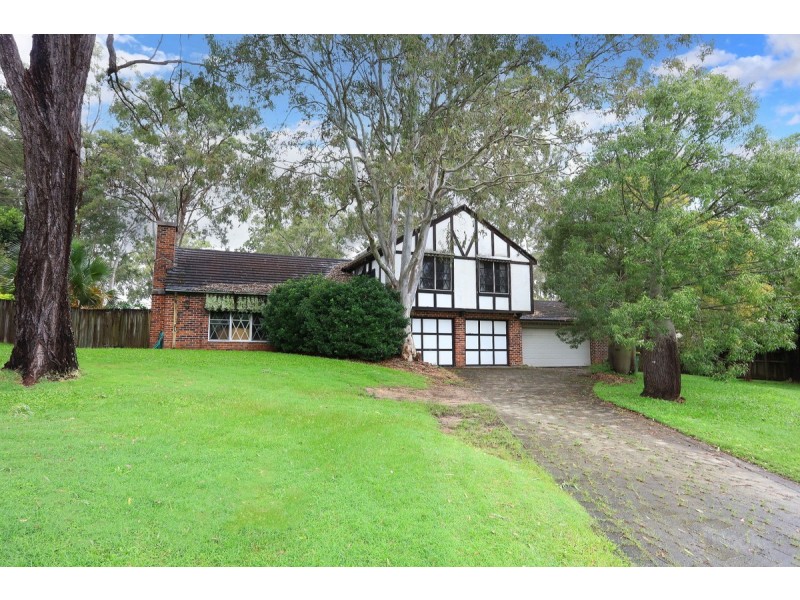 9 Warrego Way, Helensvale QLD 4212