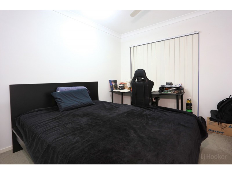 17/425 Pine Ridge Road, Runaway Bay QLD 4216