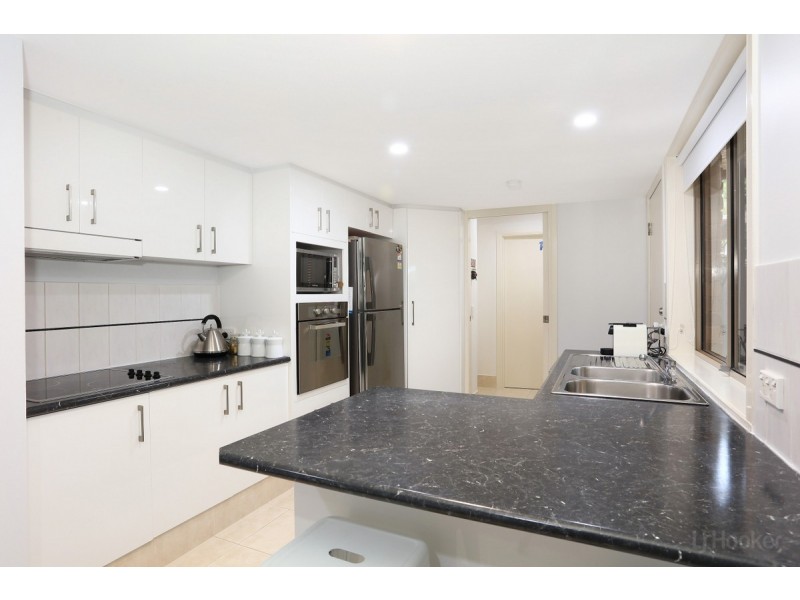 1/348 Oxley Drive, Coombabah QLD 4216