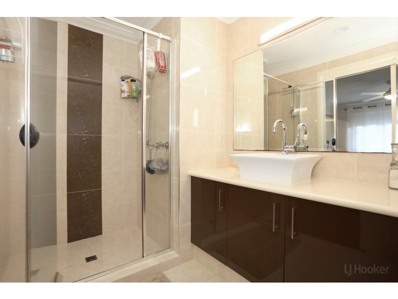 1/348 Oxley Drive, Coombabah QLD 4216