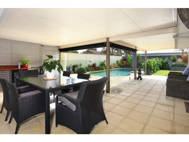9 Lakefield Crescent, Paradise Point QLD 4216