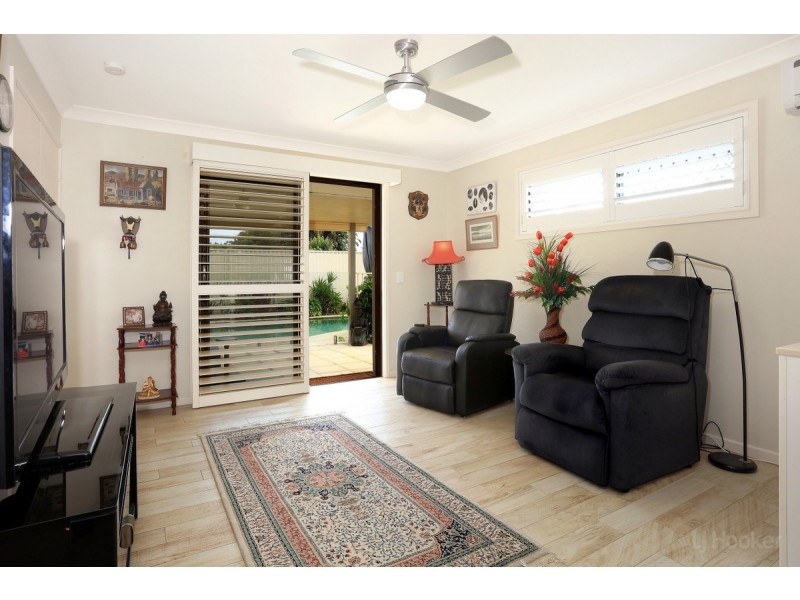 9 Lakefield Crescent, Paradise Point QLD 4216